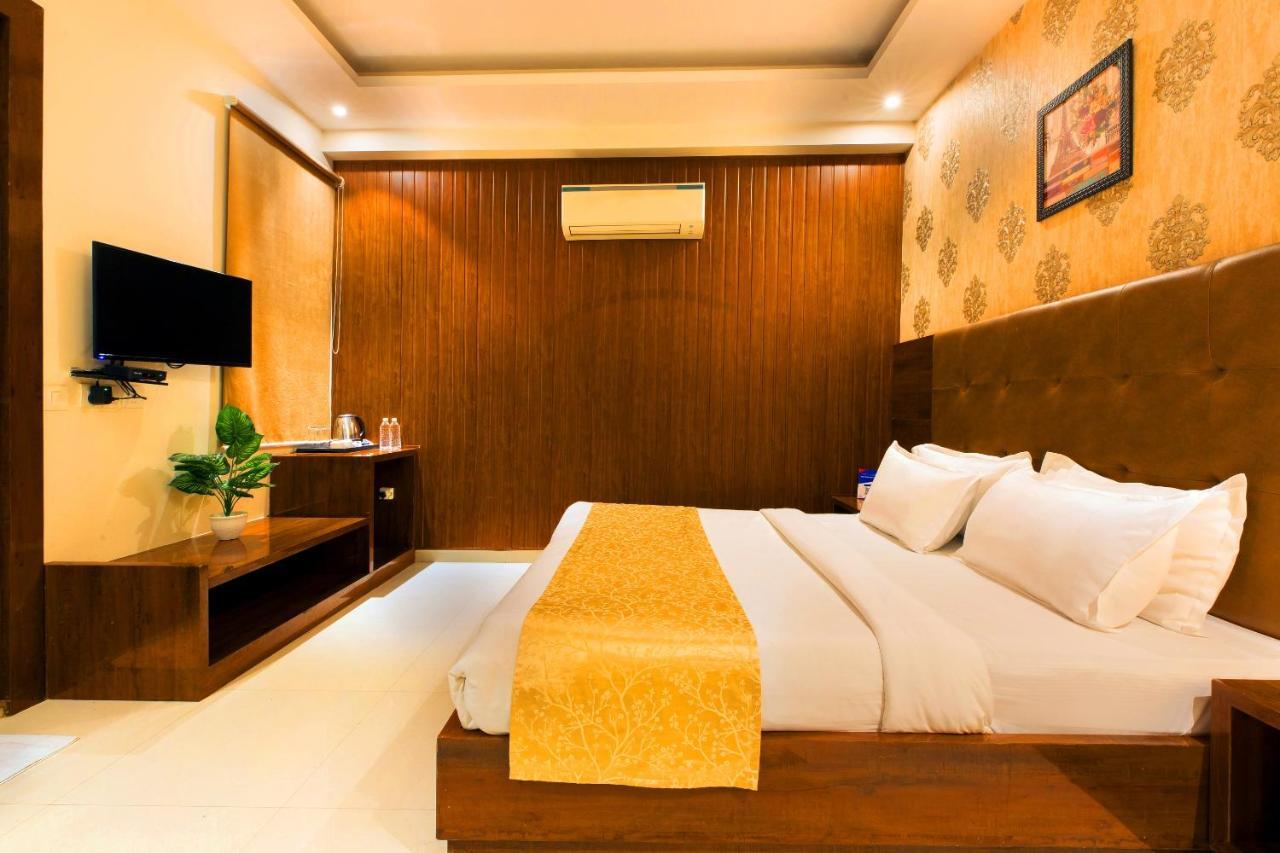 The Vegas By De Pavilion, Delhi Airport Екстер'єр фото